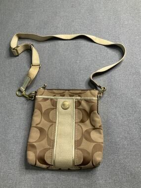 Coach Signature Stripe Swingpack Crossbody Shoulder Handbag Purse